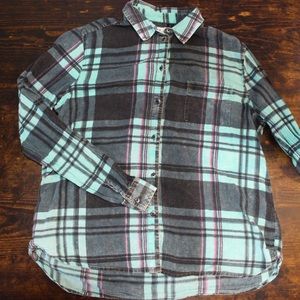 FREE W ANY PURCHASE American Eagle Faded Button Up